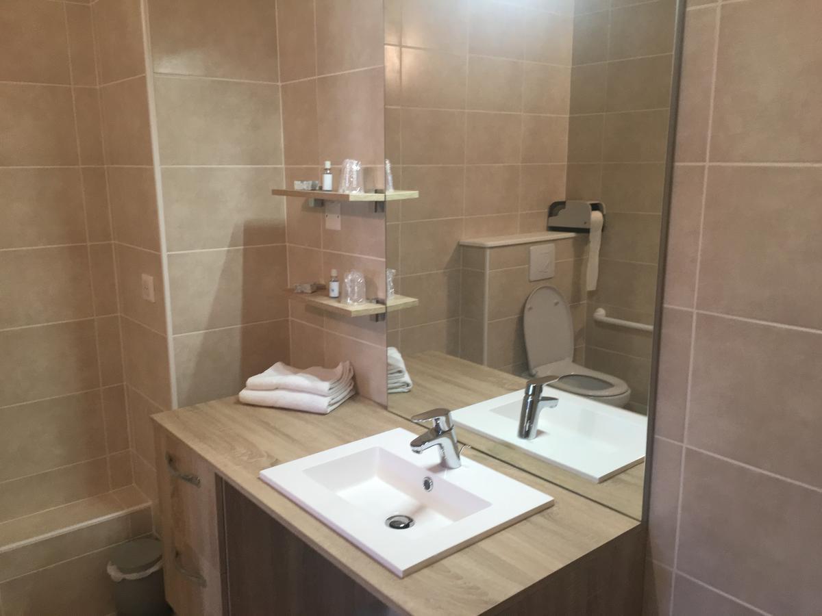 Location Chambres Hotel Joly Dun-le-Palestel Ngoại thất bức ảnh